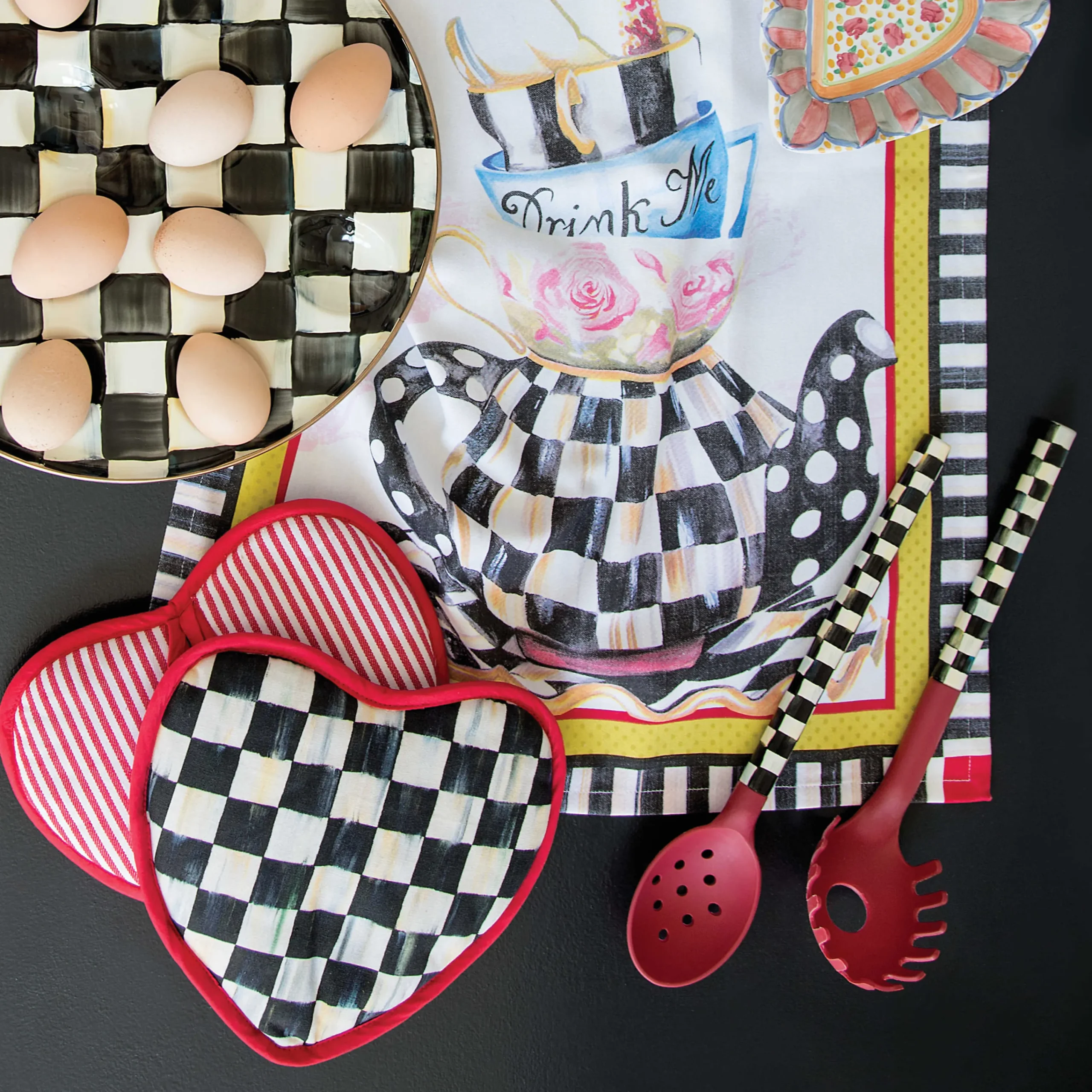 Courtly Check Heart Potholder|MacKenzie-Childs New