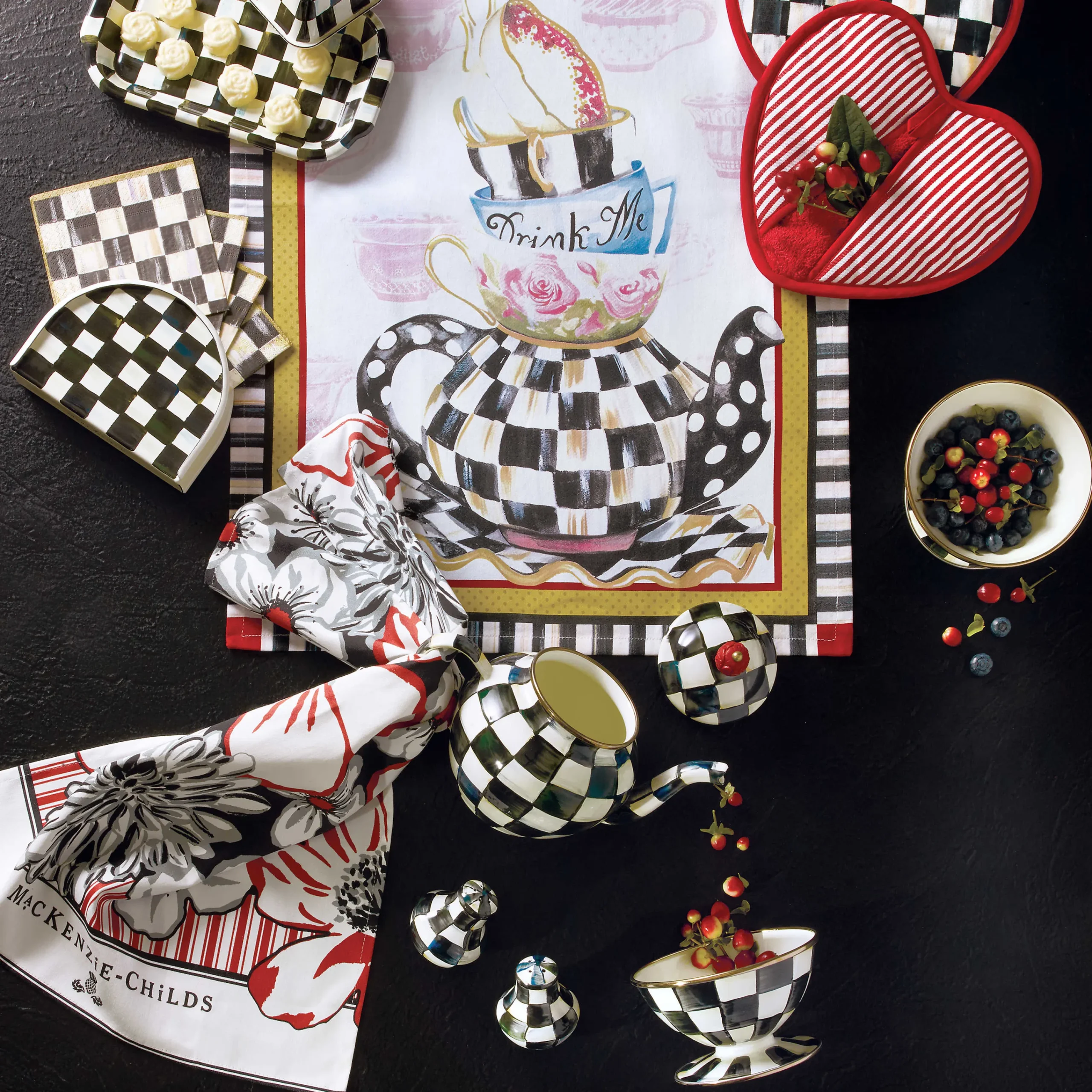 Courtly Check Heart Potholder|MacKenzie-Childs New