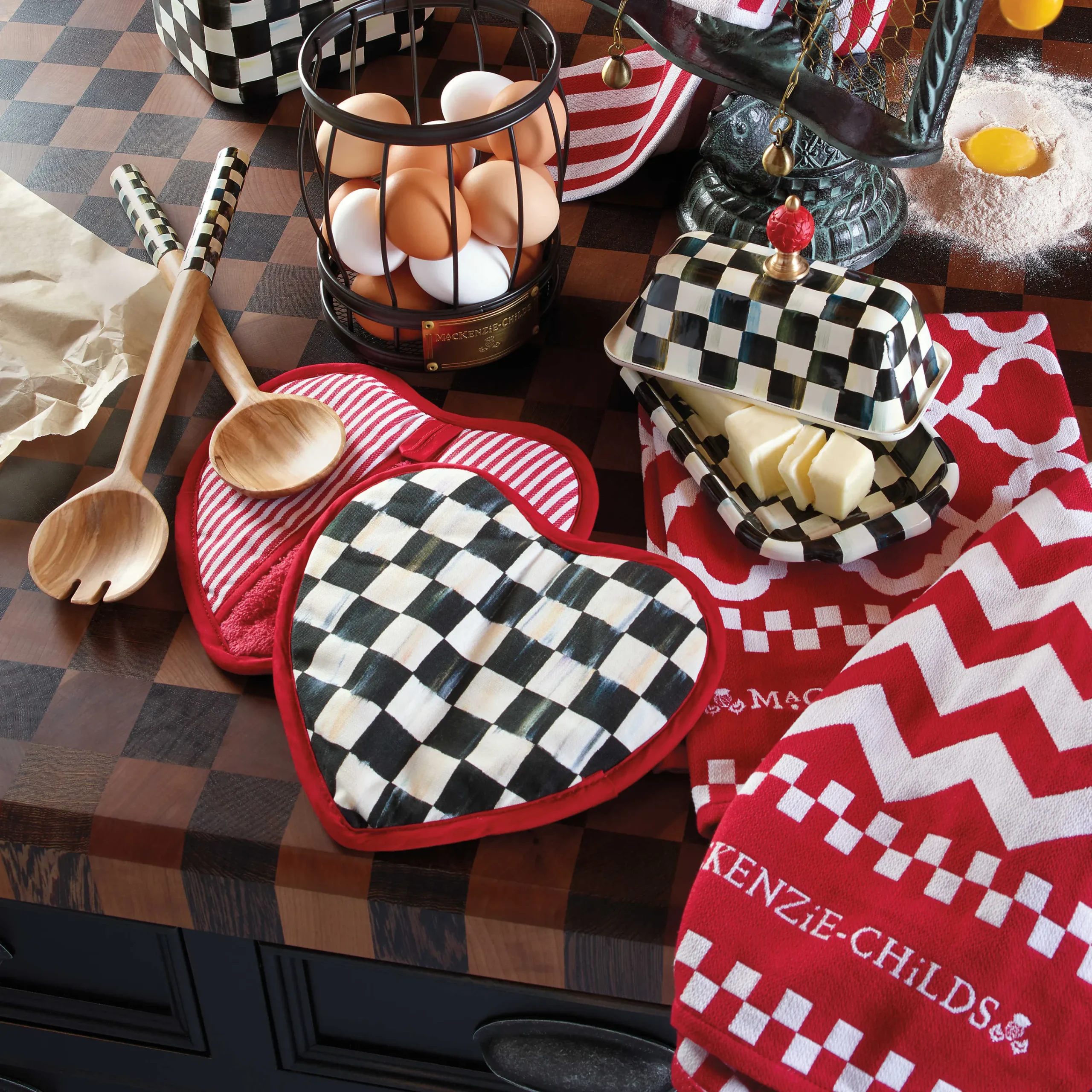 Courtly Check Heart Potholder|MacKenzie-Childs New