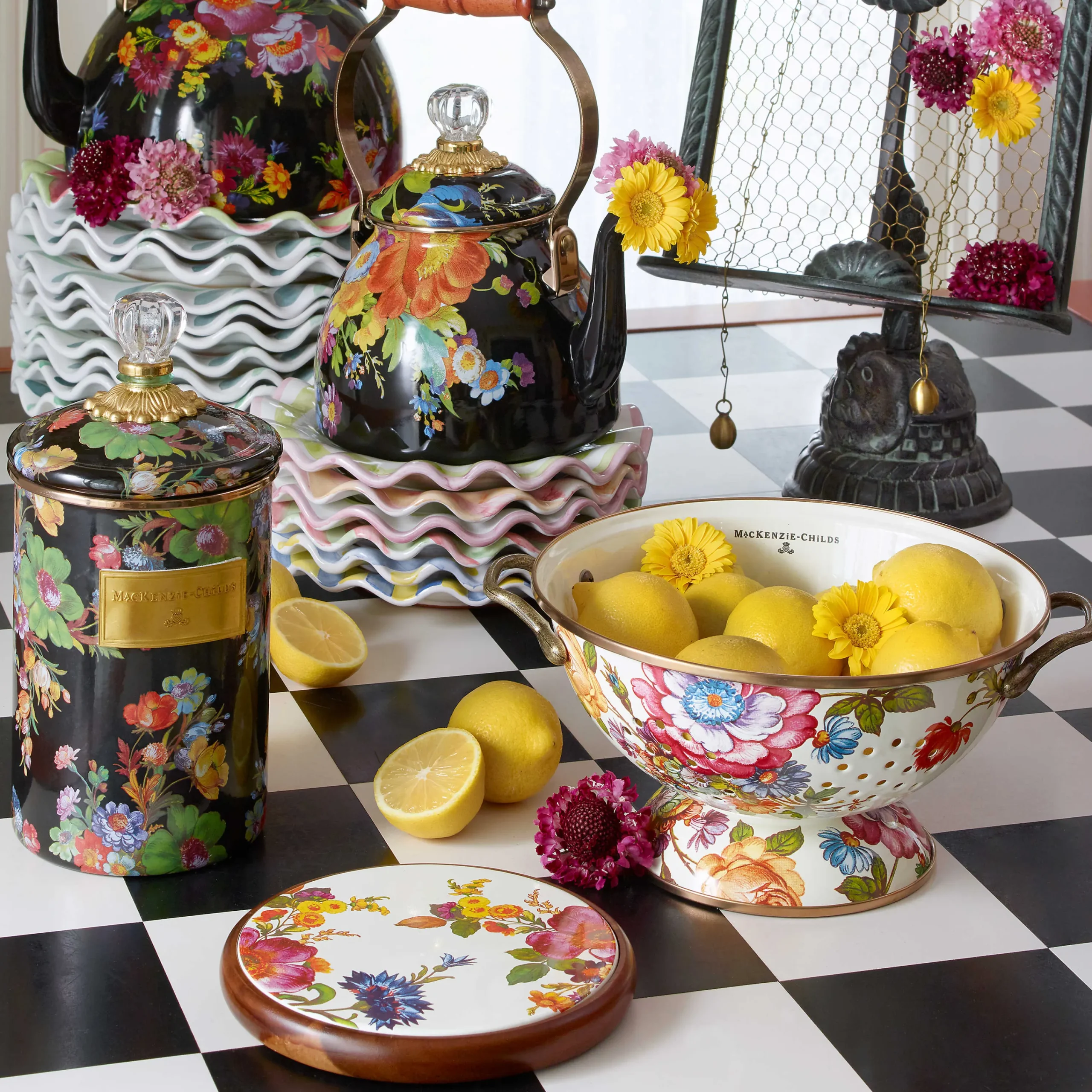 Flower Market Trivet - White|MacKenzie-Childs Sale