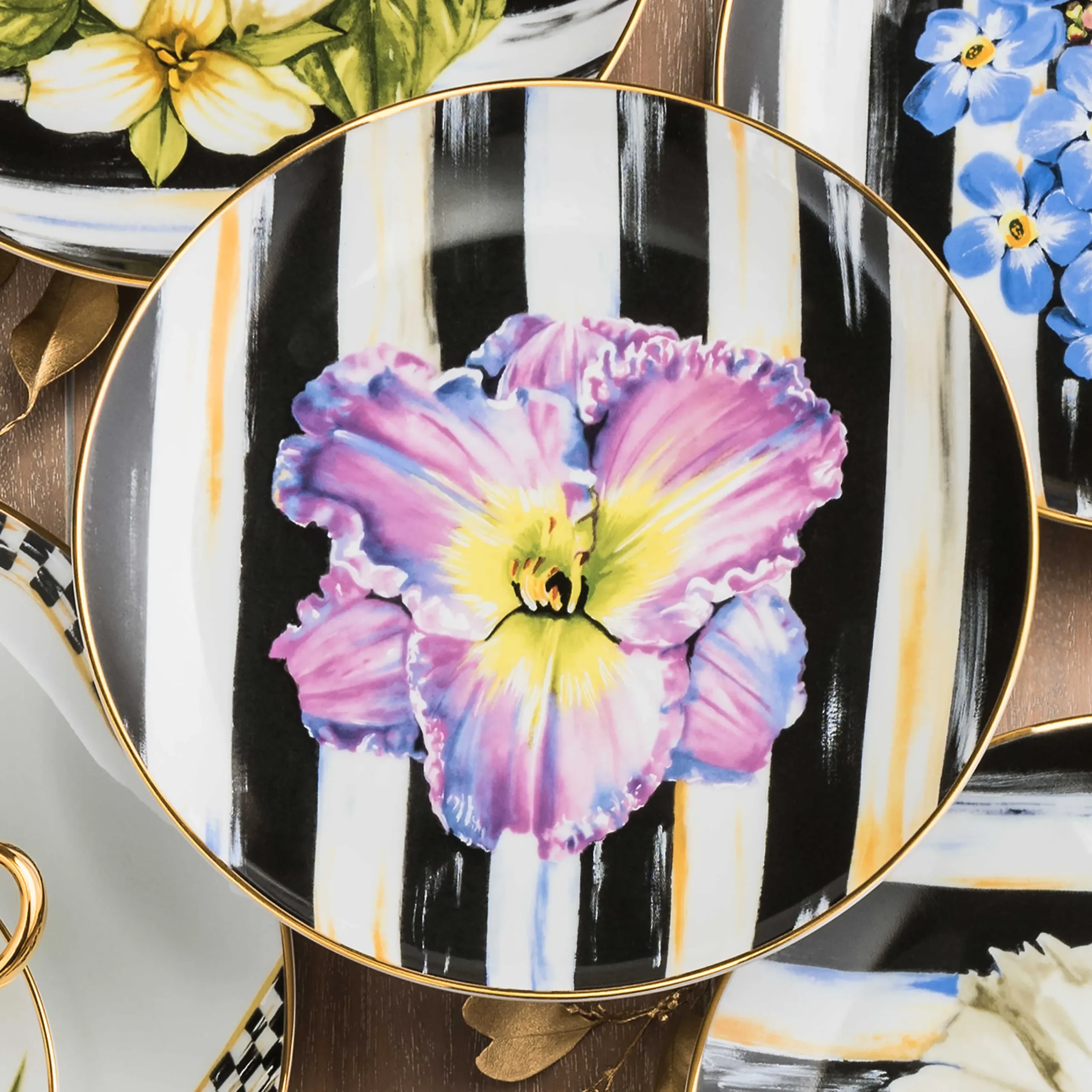 Thistle & Bee Salad Plate - Iris|MacKenzie-Childs Discount